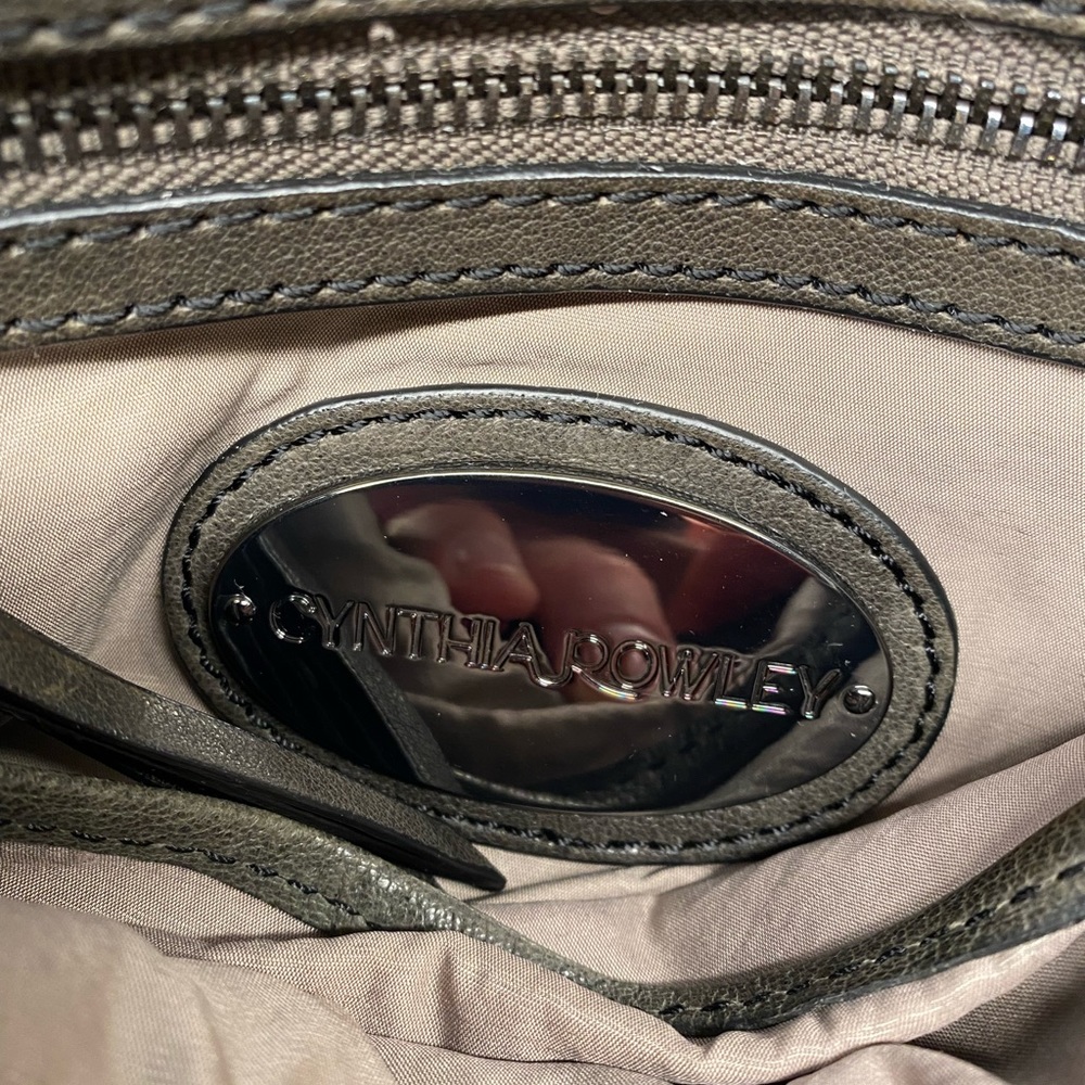 Cynthia Rowley Leather Purse with Gunmetal Silver Chain and Tassel - Picture 9 of 10